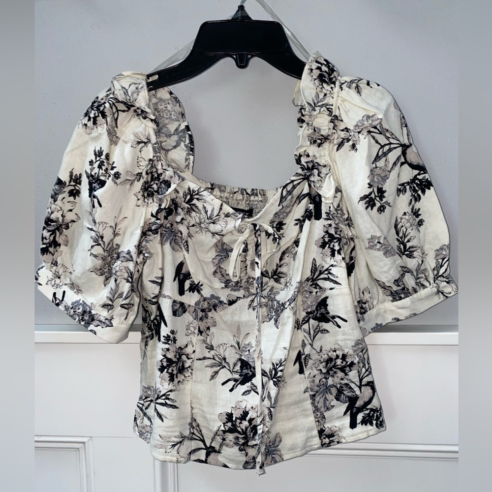 ANTHROPOLOGIE- Linen Top